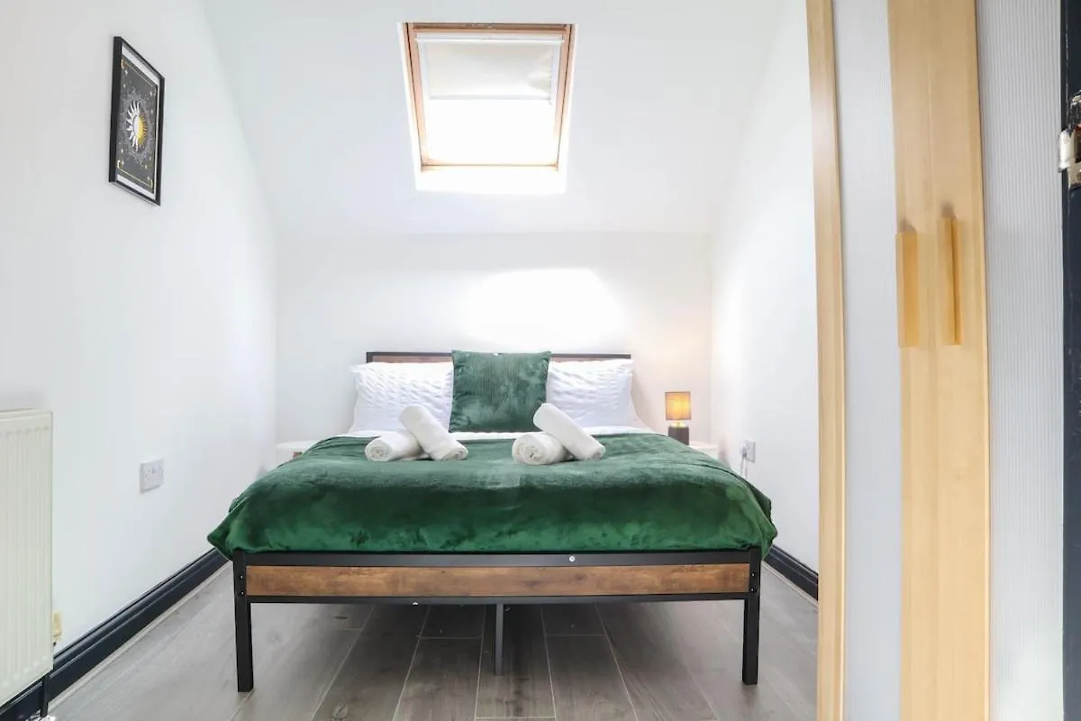 Harrogate Apartment Opposite Business Centre