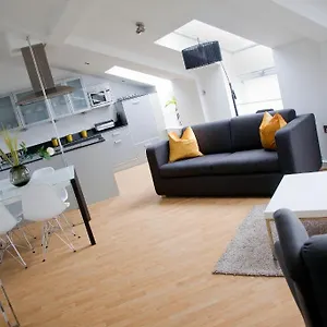 Regent House Deluxe 2 Bedroom Apartment