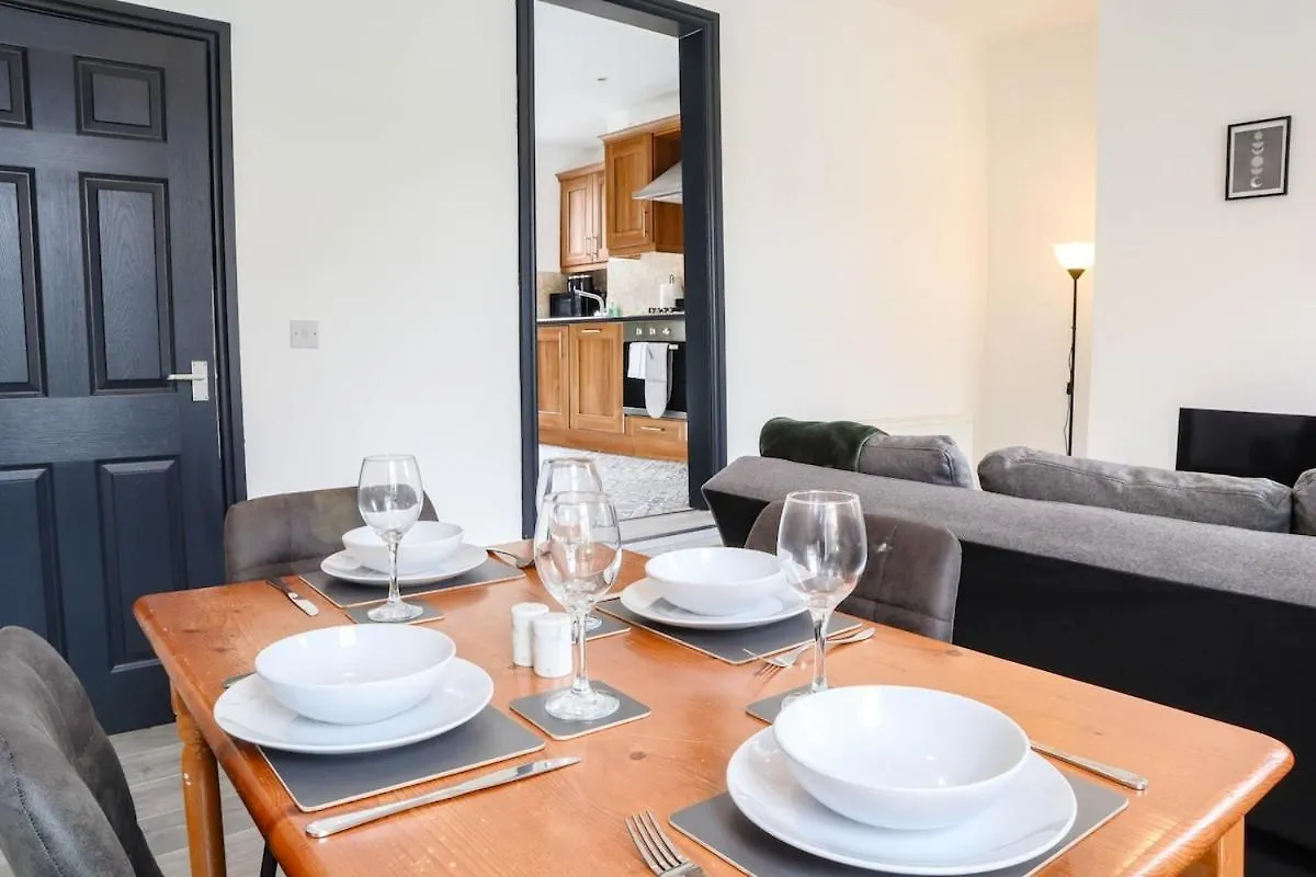 Harrogate Apartment Opposite Business Centre