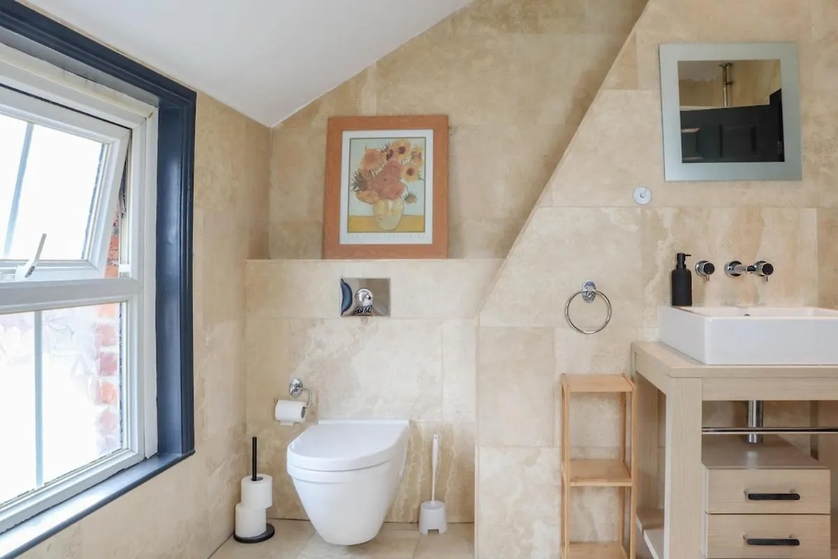 Harrogate Apartment Opposite Business Centre United Kingdom